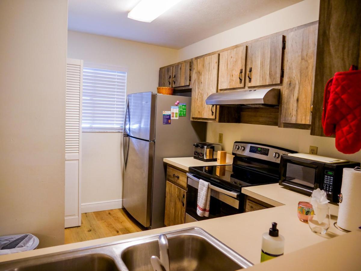 Spacious Townhome Ocala, Central Location, Newly Renovated, Pets Welcome المظهر الخارجي الصورة