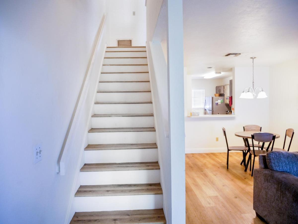 Spacious Townhome Ocala, Central Location, Newly Renovated, Pets Welcome المظهر الخارجي الصورة